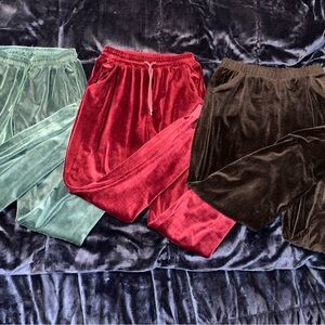 Comfortable Velvet Women's Pants Set - Teal, Burgundy, and Black